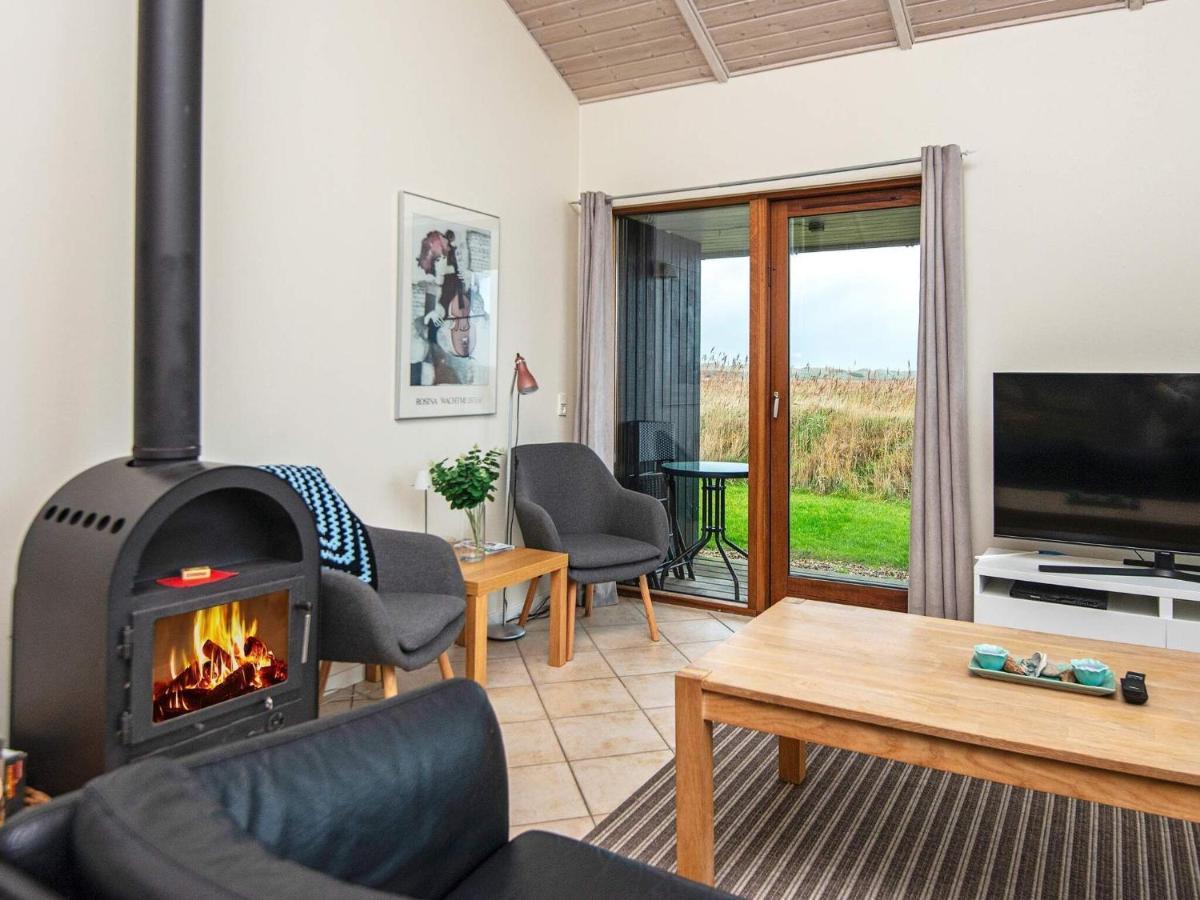Three-Bedroom Holiday Home In Ulfborg 4 Thorsminde Exterior foto