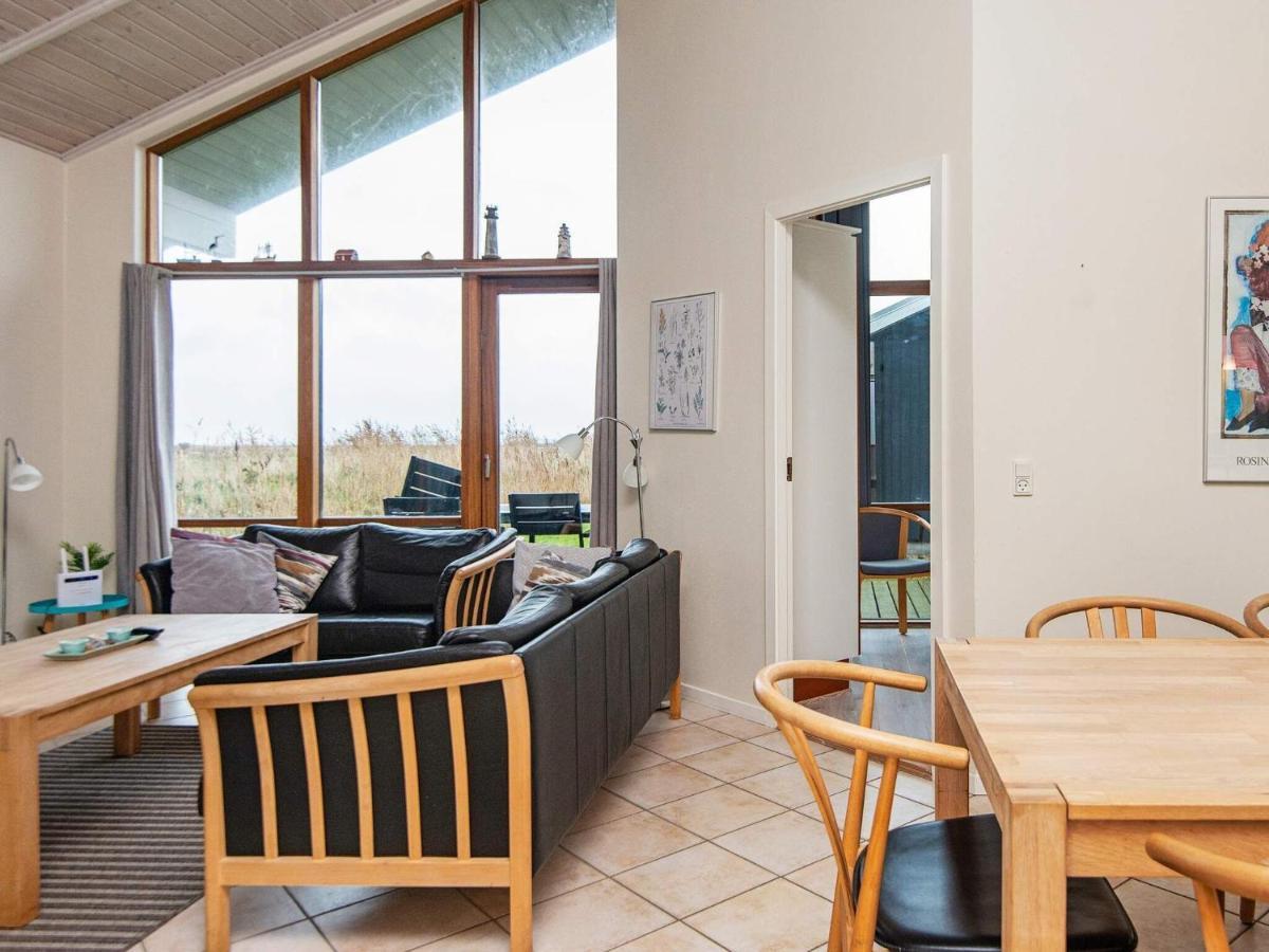 Three-Bedroom Holiday Home In Ulfborg 4 Thorsminde Exterior foto