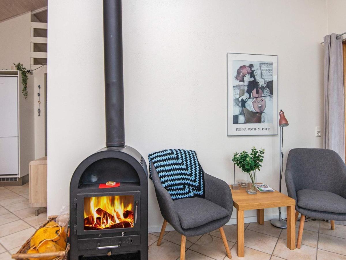 Three-Bedroom Holiday Home In Ulfborg 4 Thorsminde Exterior foto
