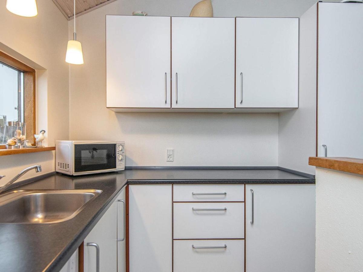 Three-Bedroom Holiday Home In Ulfborg 4 Thorsminde Exterior foto